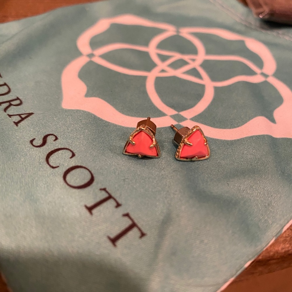 Kendra Scott Triangle Earring Studs